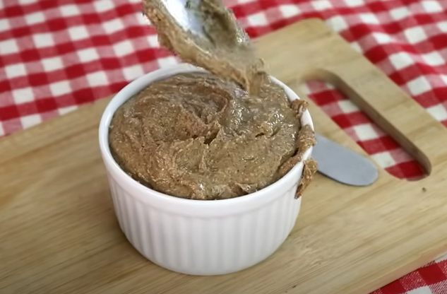 Receita de pasta de amendoim saudável