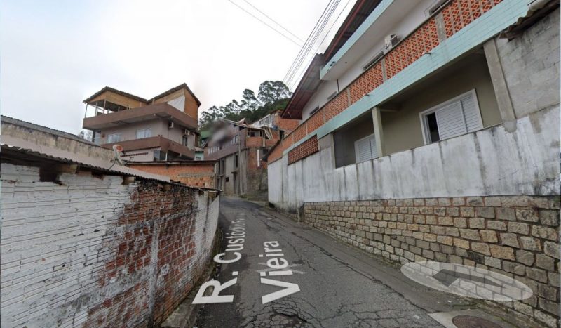 Polícia faz emboscada e mata dois suspeitos de tentar roubar casa com fuzil em Florianópolis