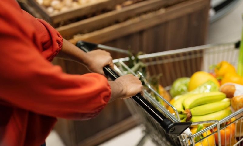 Preço da cesta básica tem queda, mas produtos de churrasco registram alta em Joinville