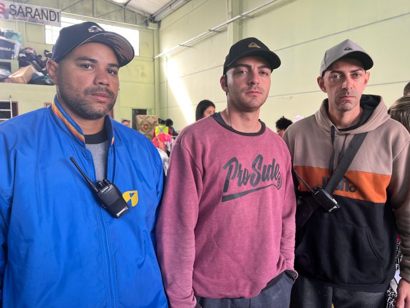 Roger, Wagner e Natanael estão desalojados por causa da enchente