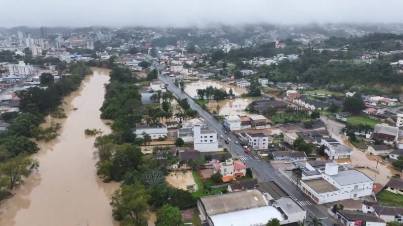 Nível do rio pode passara dos 9 metros &#8211; Foto: Rafael Dell Antônia/Reprodução/ND