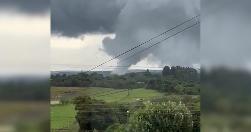 Muitos internautas publicaram v&iacute;deos do tornado, que atingiu a cidade de Gentil em RS &mdash; Foto: Plant&atilde;o Baixada RJ/Twitter/Reprodu&ccedil;&atilde;o/ND