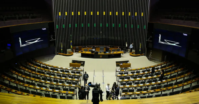 Câmara realizou votação rápida e simbólica, que não contou com os votos de cada deputado pelo projeto do aborto – Foto: Agência Brasil/DIvulgação/ND