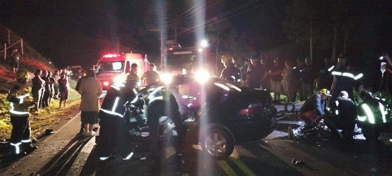 Outras duas pessoas ficaram feridas e foram socorridas pelo Samu – Foto: CBMSC/Divulga&ccedil;&atilde;o/ND