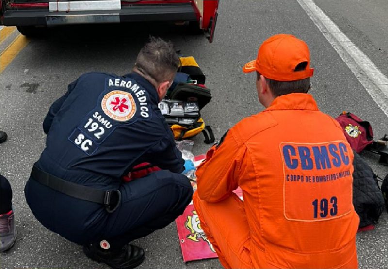Equipes de socorro socorreram vítima de acidente em Ilhota