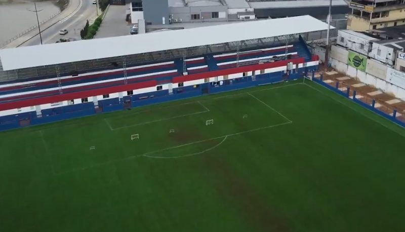 Estádio Augusto Bauer agora tem gramado sintético e área coberta para a torcida visitante