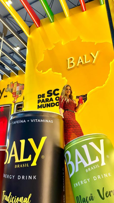 Diretora comercial e de marketing da Baly Brasil, Dayane Titon celebrou o crescimento de 50% de vendas no primeiro trimestre de 2024 – Foto: Divulga&ccedil;&atilde;o / ND