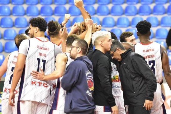 Time de Blumenau está mais uma vez na final do Brasileiro de Basquete