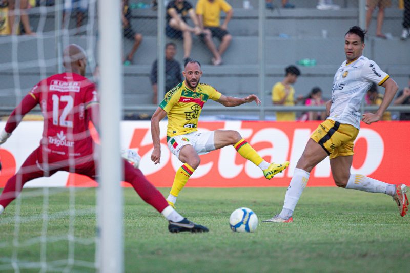 Diego Tavares deu assistência para o gol do Brusque na partida