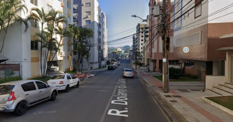 Mulher foi agredida a marretadas no Centro de Criciúma