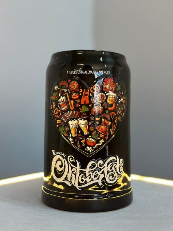 Caneca oficial da Maior Festa Alem&atilde; das Am&eacute;ricas 2024 – Foto: Divulga&ccedil;&atilde;o/Reprodu&ccedil;&atilde;o/ND