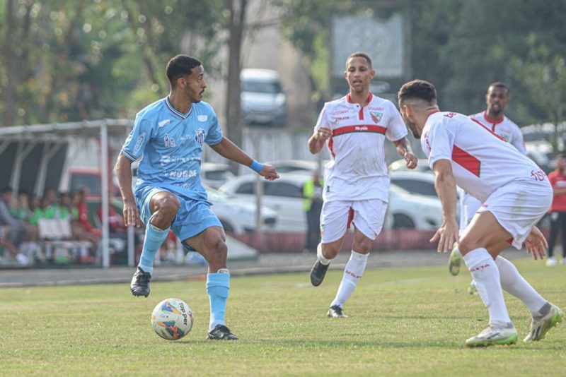 Jogando fora de casa, o Caravaggio superou o Atl&eacute;tico Catarinense e somou seus primeiros tr&ecirc;s pontos no Campeonato – Foto: Fabr&iacute;cio J&uacute;nior/Caravaggio