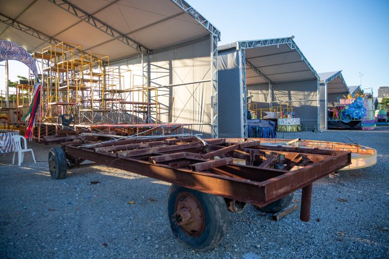 A mudan&ccedil;a promete trazer mais conforto para quem vai &agrave; passarela assistir ao desfile de Carnaval – Foto: Germano Rorato/ND