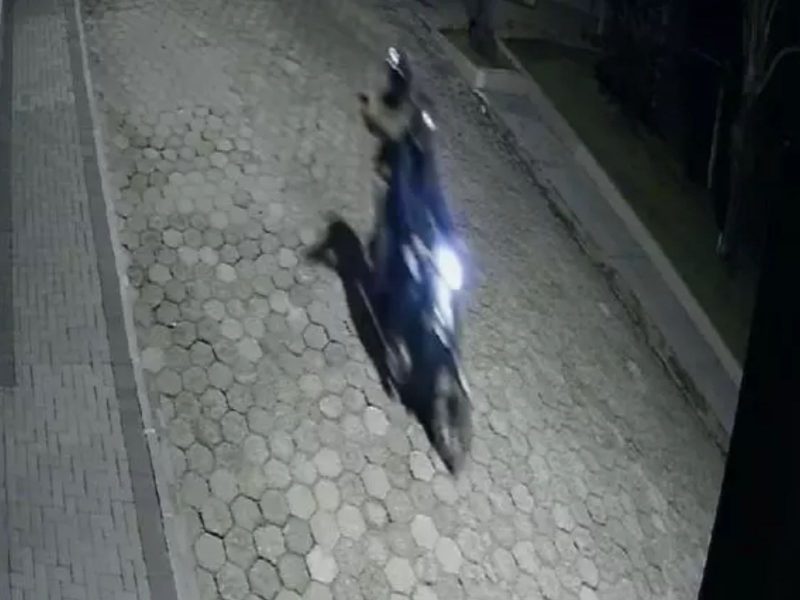 Imagem mostra momento de ataque a tiros contra a casa do ex-secretário de Blumenau 