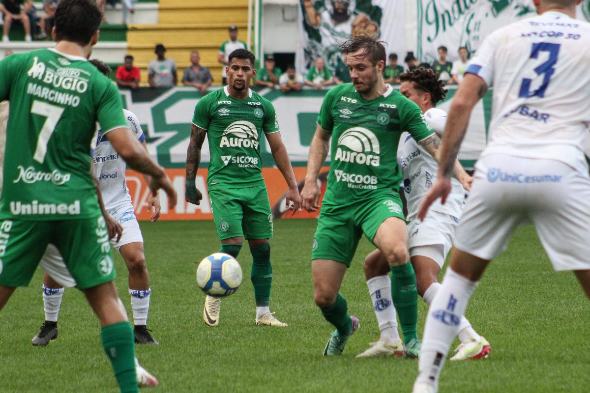 Chapecoense Leva A Virada Dentro De Casa E Segue Perto Do Z-4 Na Série B