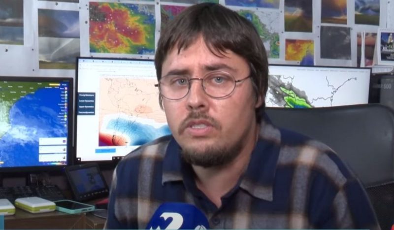 Meteorologista afirma que neve em SC cai devido ao frio polar