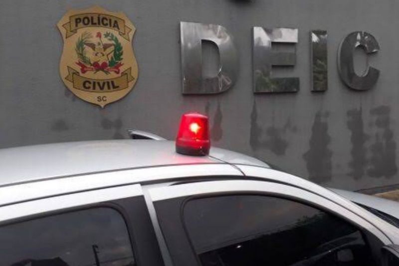 DEIC e veículo da Polícia Civil