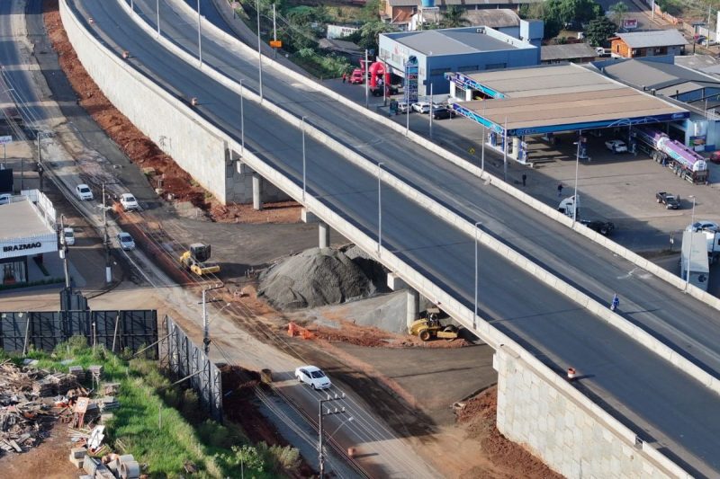 Elevado da Bandeira em Chapecó está quase pronto