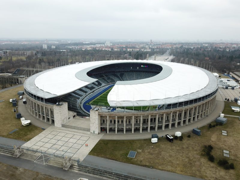 Estádio Olímpico de Berlim recebe Polônia x Áustria