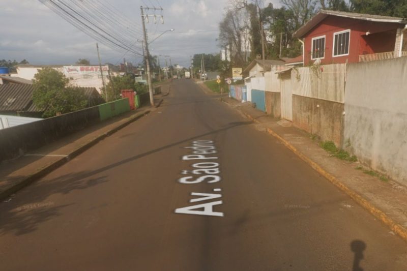 mulher foi agredida com golpe de capacete