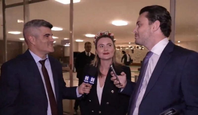 Guga Noblat troca farpas com marido de Júlia Zanatta durante entrevista