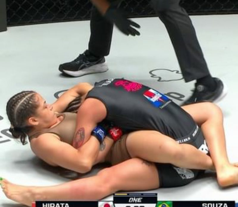 Lutadora Vick Souza conquistou uma grande vitória no ONE Championship 