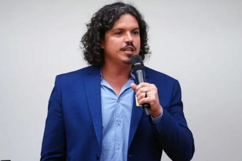 Marquito, 44 ​​anos, é pré-candidato do PSOL a prefeito de Florianópolis