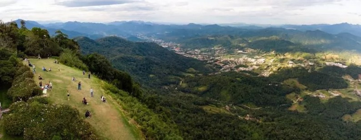 Morro azul é uma das atrações ecológicas de Pomerode - Divulgação/ND