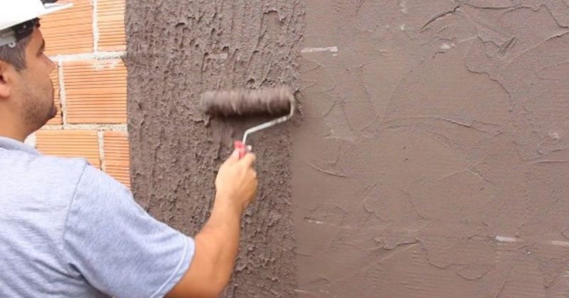 Pedreiro ensina passo a passo para dar adeus &agrave; parede feia – Foto: Reprodu&ccedil;&atilde;o/YouTube/ND