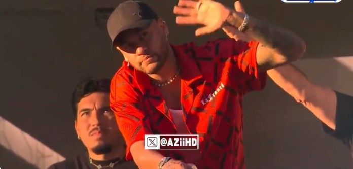 Neymar apareceu por diversas vezes no tel&atilde;o do est&aacute;dio e em todas as vezes foi ovacionado pela torcida presente – Foto: Reprodu&ccedil;&atilde;o/Redes Sociais
