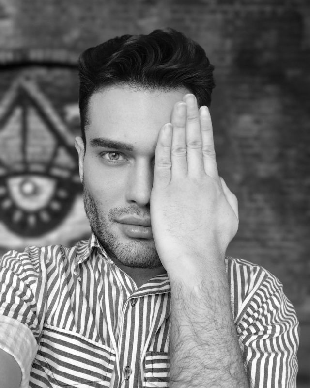 Athos é conhecido como "Nostradamus brasileiro"