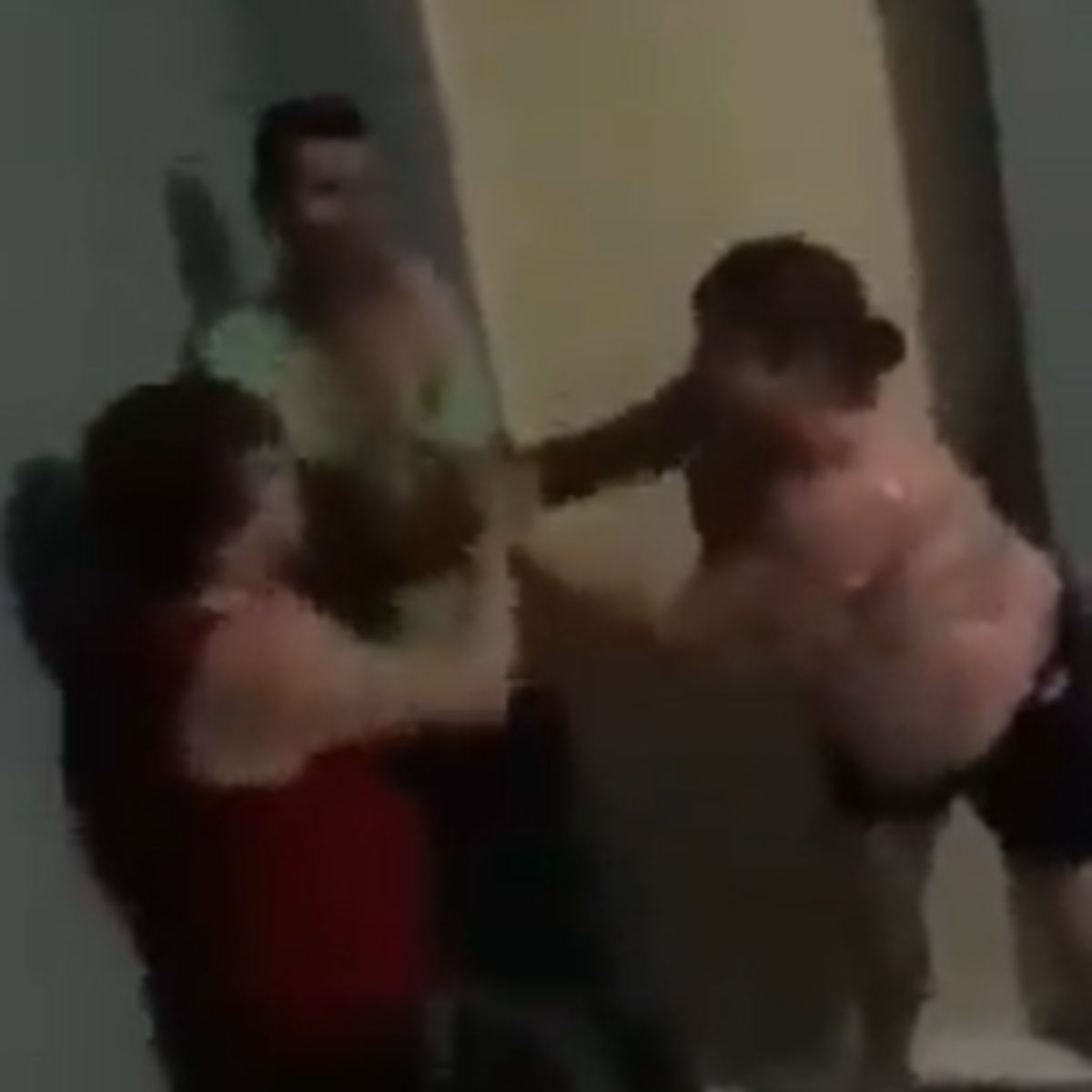 VÍDEO: Pastor é pego traindo a esposa em motel com a sogra