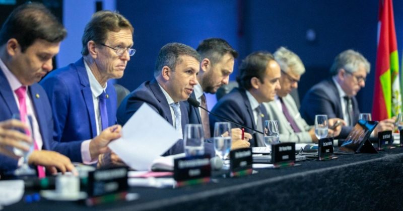 Nove projetos de lei e um projeto de resolução foram aprovados em Joinville durante sessão da Alesc