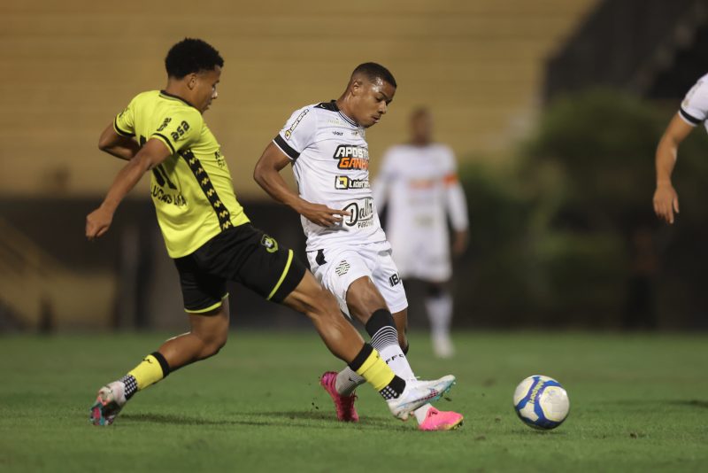 Figueirense vence o São Bernardo fora de casa na Série C