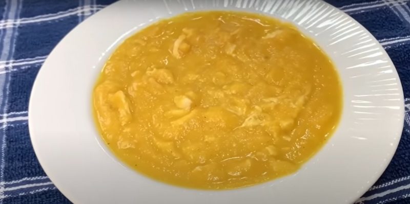 Sopa saudável que ajuda a emagrecer