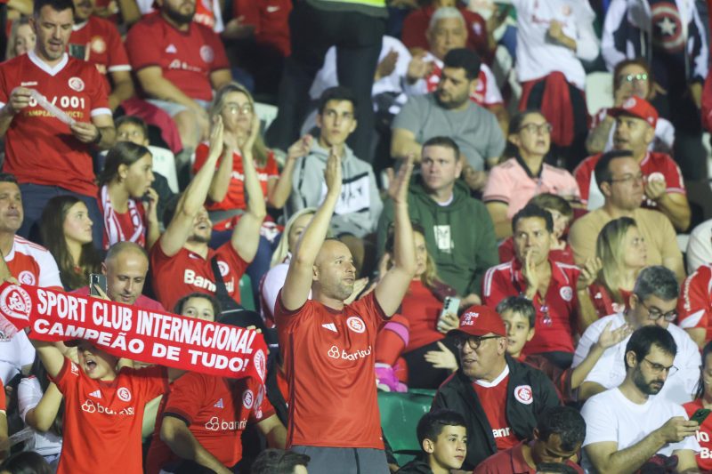 Mais de 14 mil torcedores foram assistir Internacional x Corinthians no Orlando Scarpelli