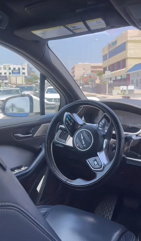 Influenciadora pega Uber sem motorista e que anda sozinho – Foto: Divulgado na Internet/Reprodu&ccedil;&atilde;o/ND