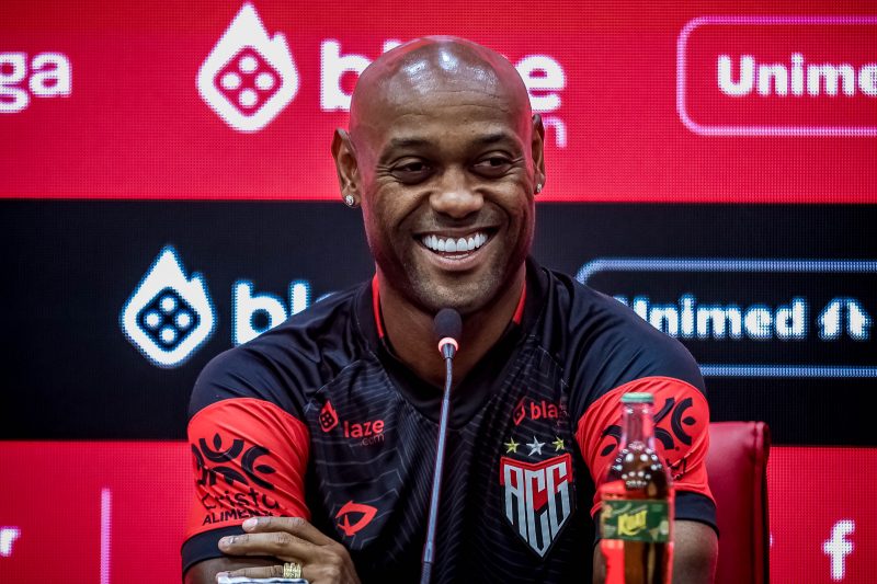 Vagner Love estava no Atlético-GO em 2024