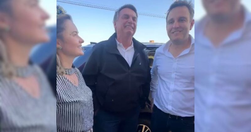 Júlia Zanatta, Jair Bolsonaro e Ricardo Guidi 