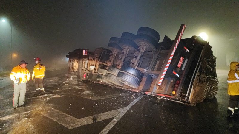 Um dos acidentes na BR-282 foi em Xaxim e outro em Faxinal dos Guedes. 