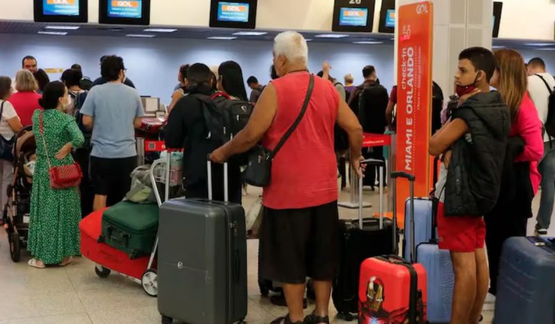 Apagão global afetou apenas os sistemas de check-in, diz ministro dos Portos e Aeroportos