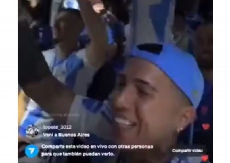Jogadores da Argentina cant&atilde;o m&uacute;sica racista e homof&oacute;bica – Foto: Reprodu&ccedil;&atilde;o