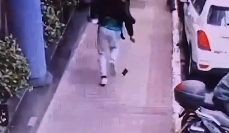 Criminoso perde celular durante roubo e dinheiro &eacute; localizado pela pol&iacute;cia – Foto: Reprodu&ccedil;&atilde;o/ ND