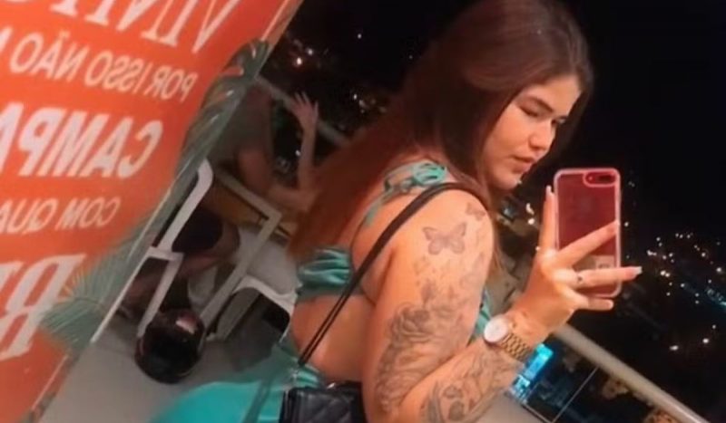 foto mostra Maria Clara, blogueira que suspeita de ser "disciplina do PCC"