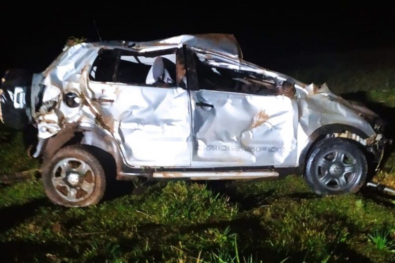 Carro parou em potreiro em SC 