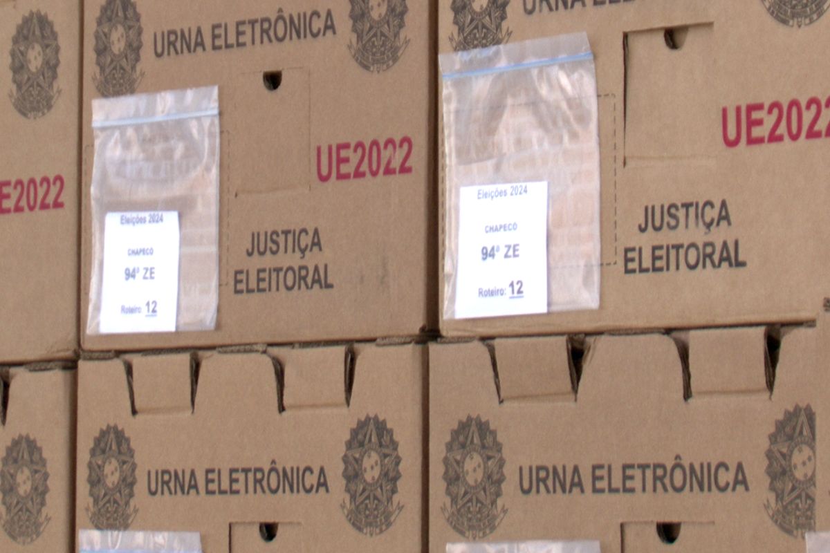 As urnas eletrônicas passarão por testes e configuração para as eleições de 2024.  - Arvito Concatto/NDTV Chapecó