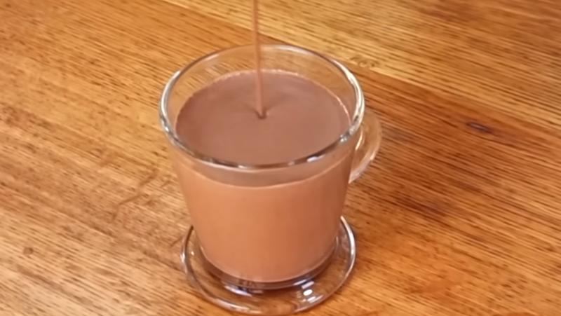 Chocolate quente não tem carboidratos e fica com gosto igual ao de Nutella