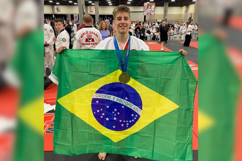 O atleta de taekwondo celebrou a vitória nos EUA 