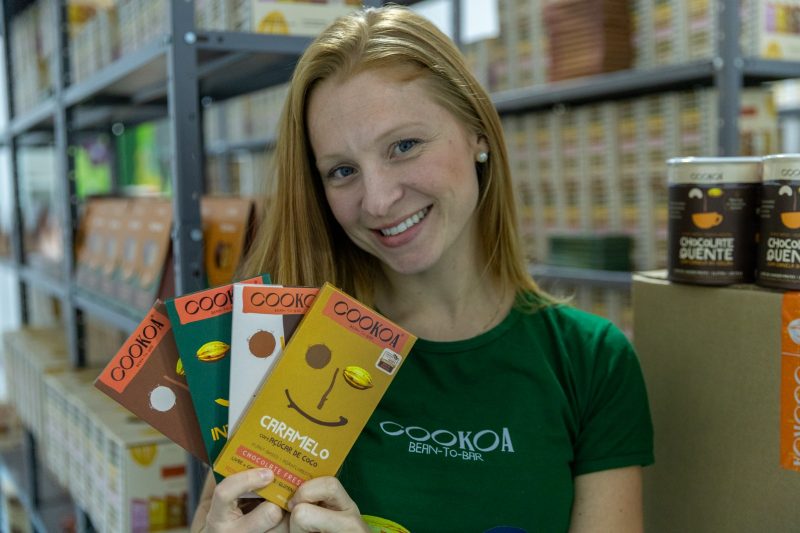 Larissa Ludwig &eacute; uma das propriet&aacute;rias da Cookoa – Foto: Germano Rotato/ND