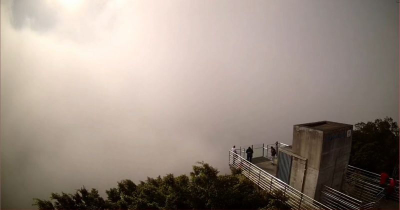 Neblina fecha aeroporto de Joinville 